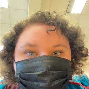 Meet your Posher, Katelyn